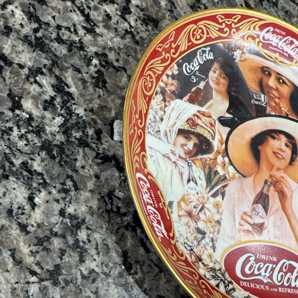 Franklin Mint Coca-Cola Fashion Ladies Porcelain Plate